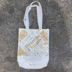 Lululemon bag